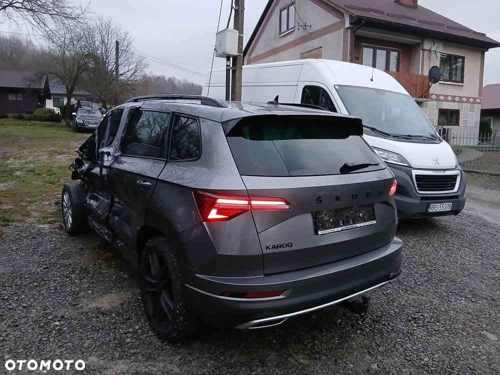 Skoda Karoq 2.0 TDI SCR 4x4 DSG Sportline - 8