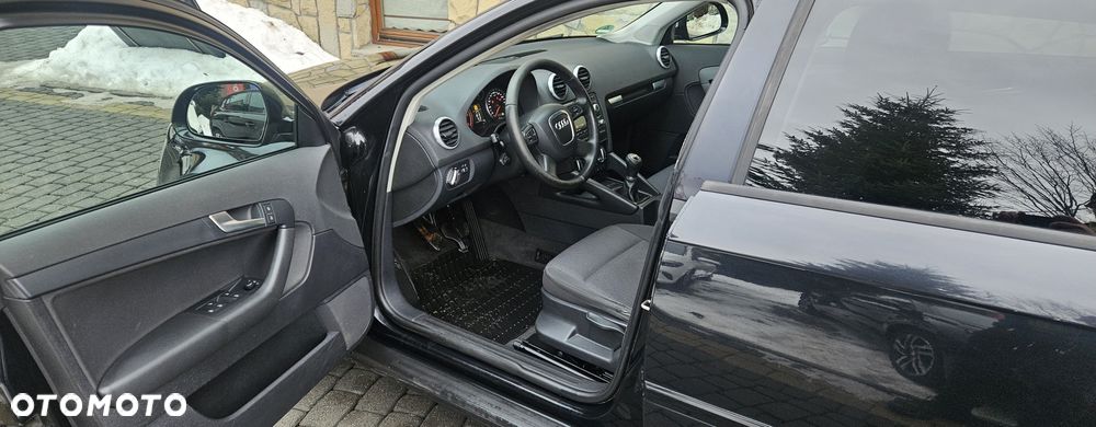 Audi A3 Sportback 2.0 TDI Attraction - 20