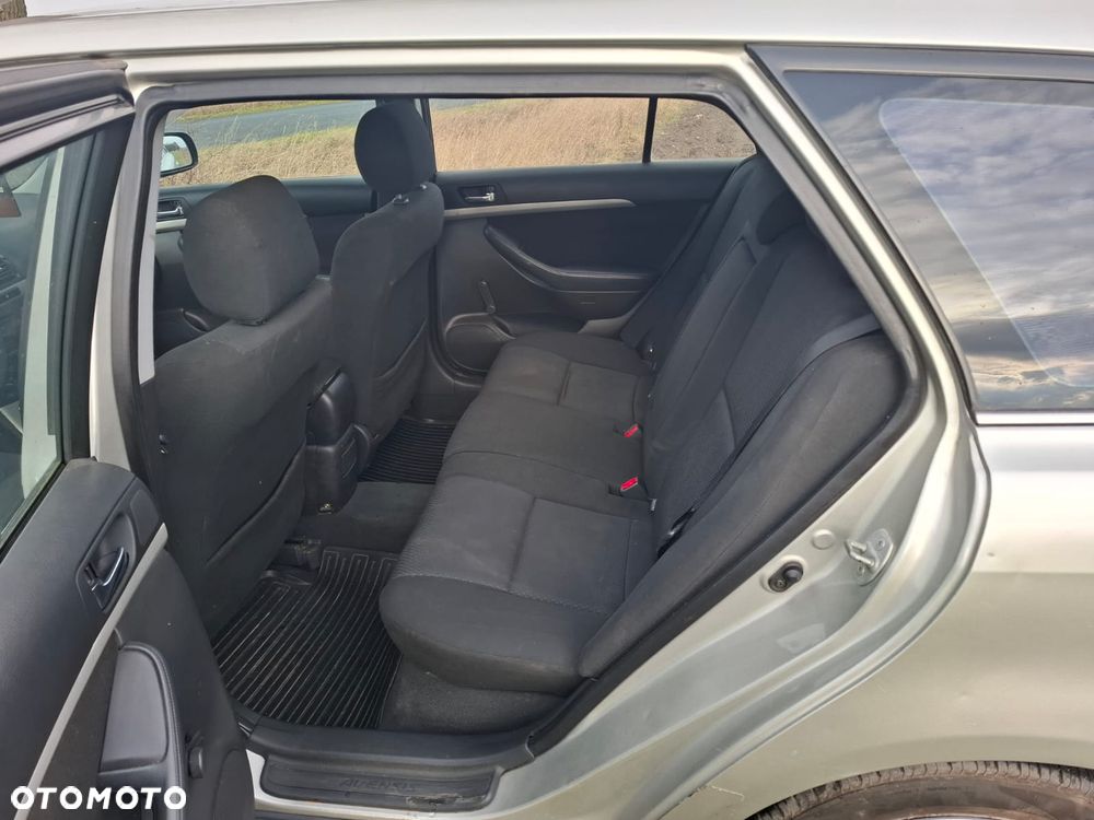 Toyota Avensis 1.8 VVT-i Sol - 6