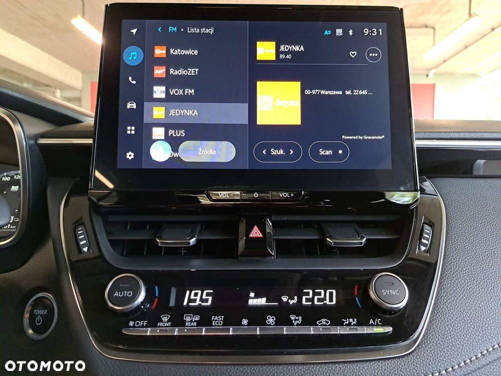 Toyota Corolla 1.8 Hybrid Comfort - 22