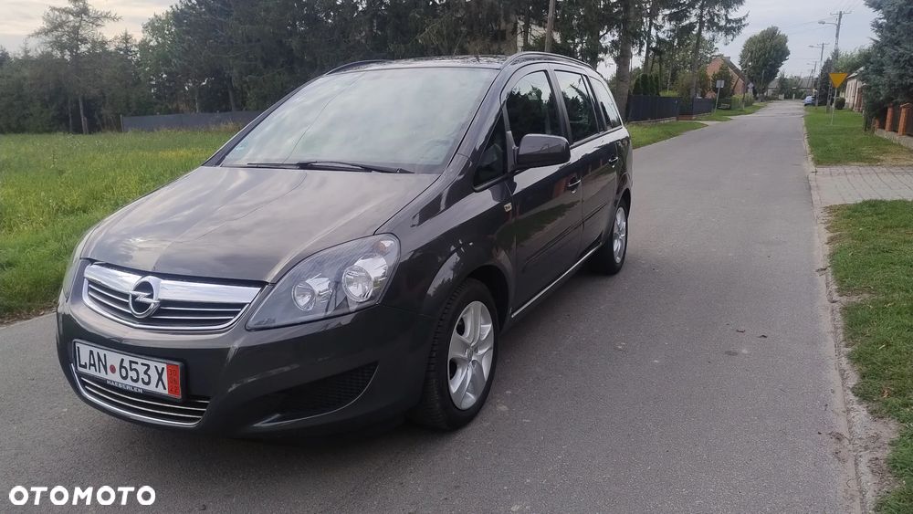 Opel Zafira 1.8 Cosmo EU5 - 2