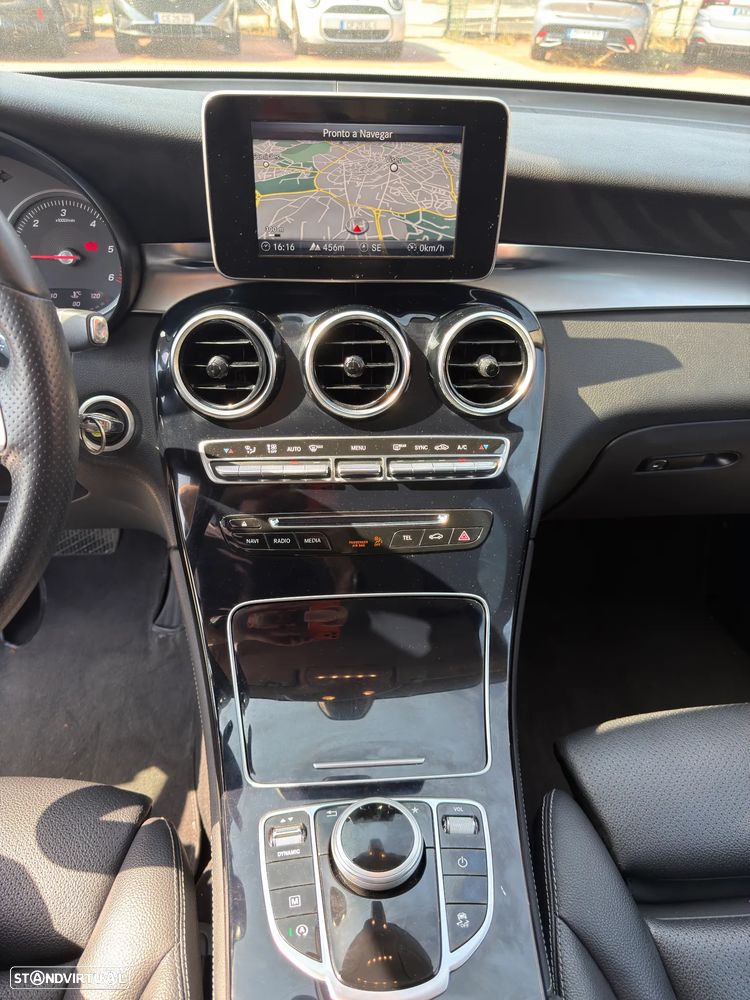Mercedes-Benz GLC 220 d 4Matic 9G-TRONIC AMG Line - 16