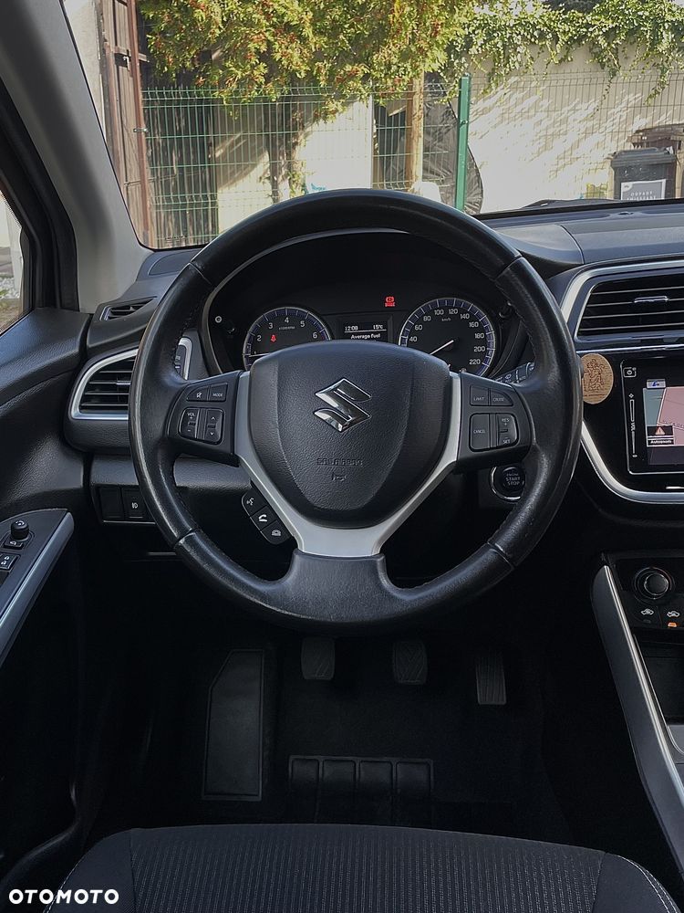 Suzuki SX4 S-Cross 1.0 T Premium - 20