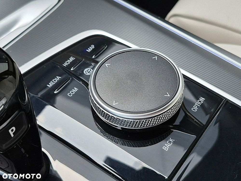 BMW X5 xDrive40d - 41
