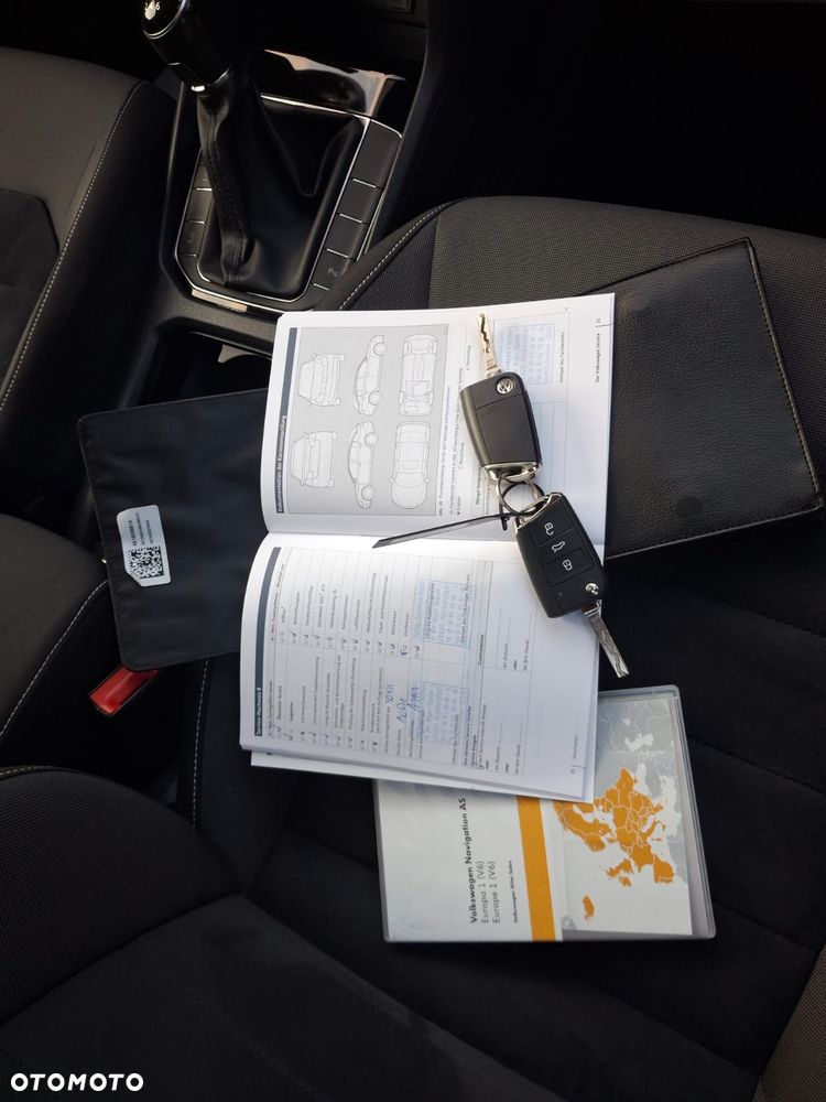 Volkswagen Golf Sportsvan SV 1.4 TSI BMT Highline - 29