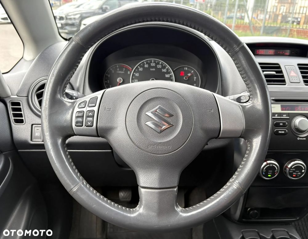 Suzuki SX4 1.6 GLX / Comfort - 12