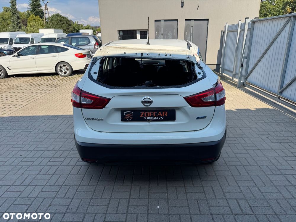 Nissan Qashqai - 4