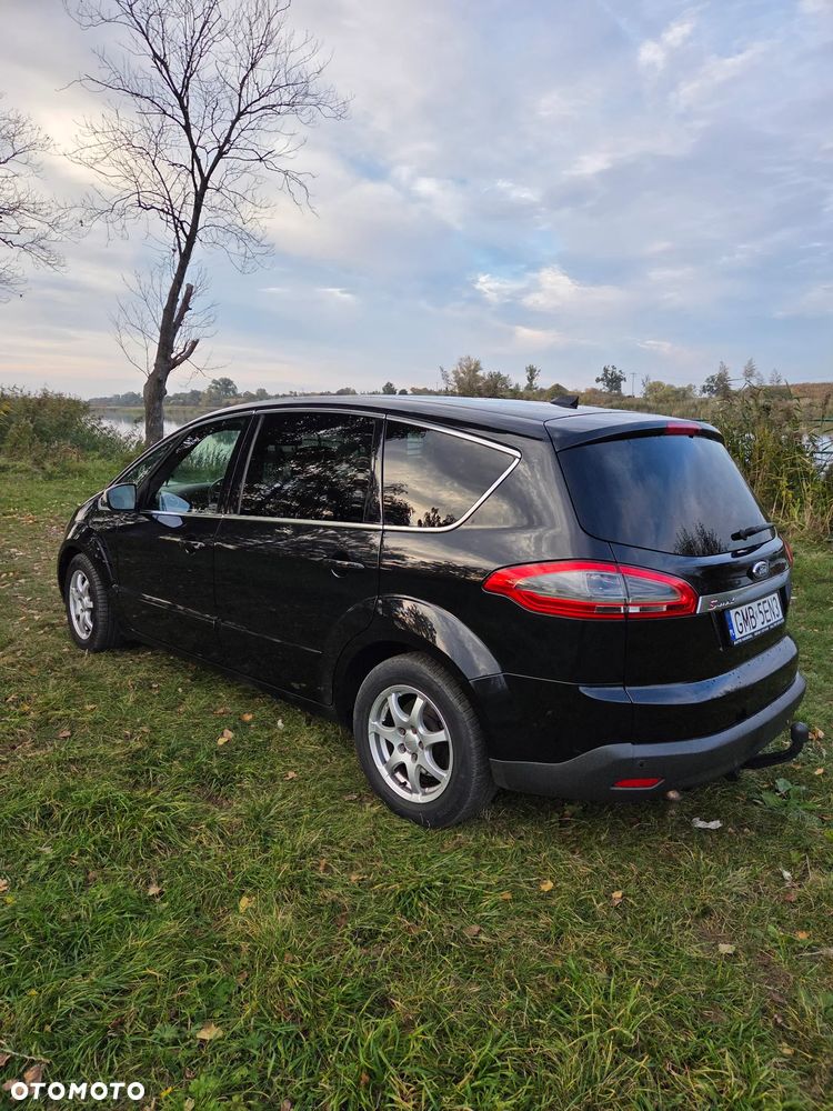 Ford S-Max - 10