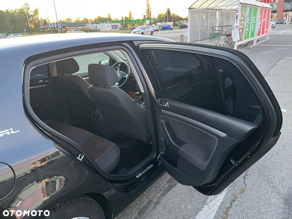 Volkswagen Golf V 1.6 FSI Comfortline - 10