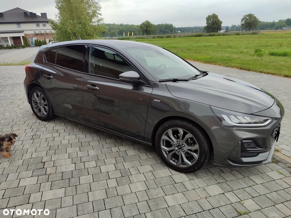 Ford Focus 1.0 EcoBoost Hybrid ST-LINE - 23