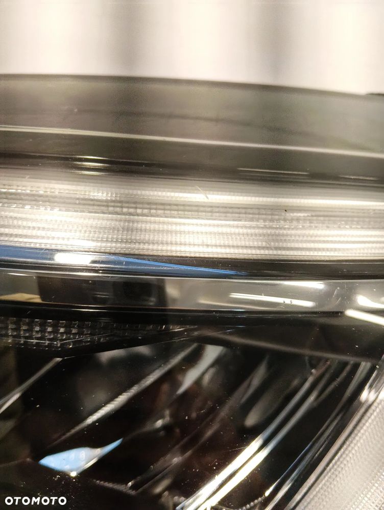Renault Clio V FULL LED DŁUGI LED CIEMNY ŚRODEK PRZÓD STRONA LEWA - 4