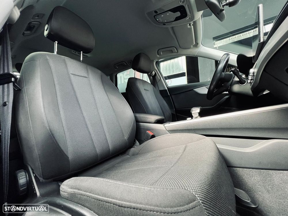 Audi A4 Avant 35 TDI S tronic - 34