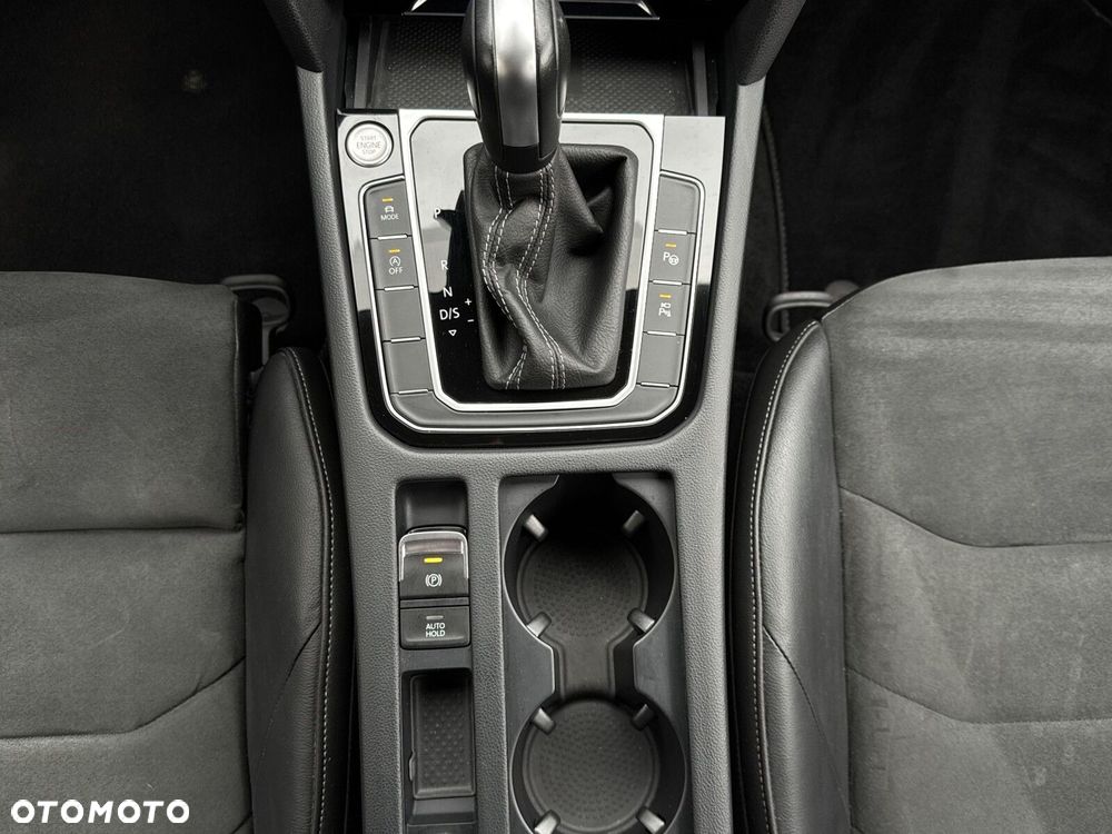 Volkswagen Arteon 2.0 TSI R-Line DSG - 18