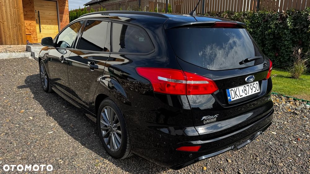 Ford Focus 1.5 EcoBoost ST-Line - 18