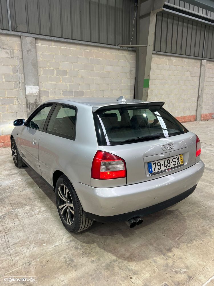 Audi A3 1.6 Ambiente - 6