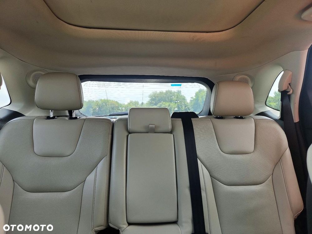 Ford Edge - 10