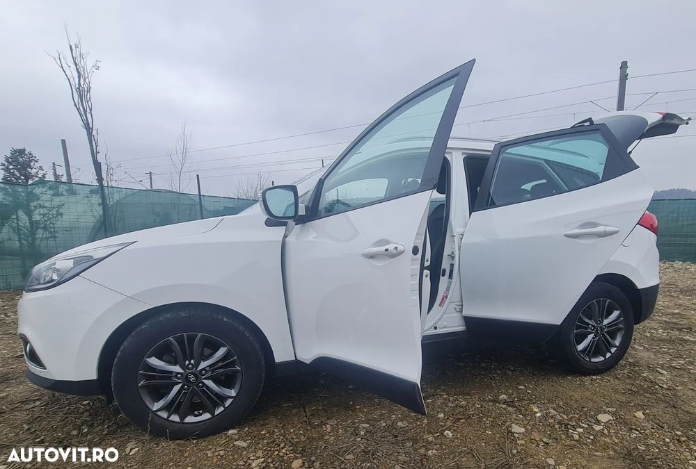 Hyundai ix35 2.0 CRDI 4WD Automatik Style - 7