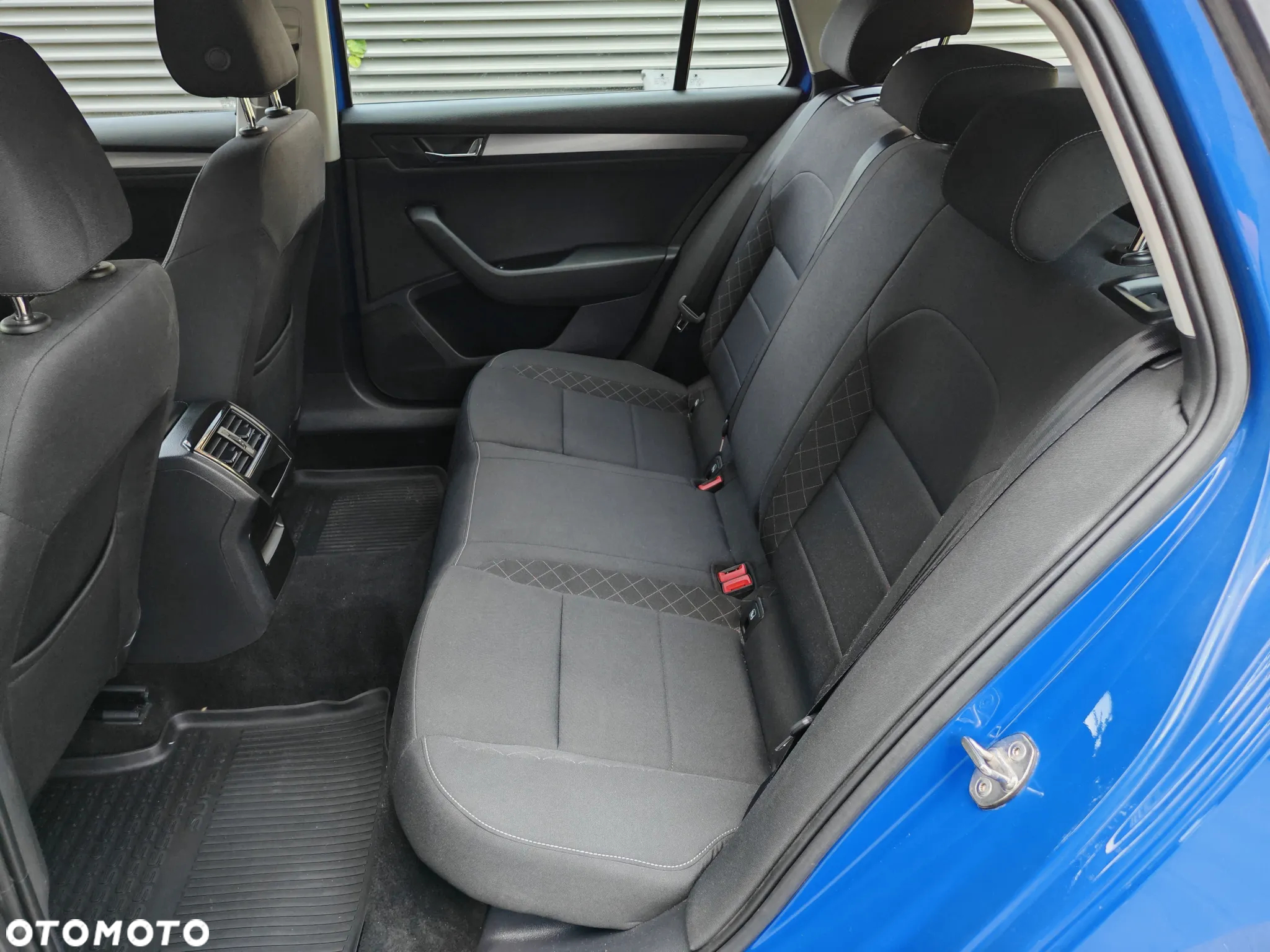 Skoda Superb 1.5 TSI ACT Active - 15