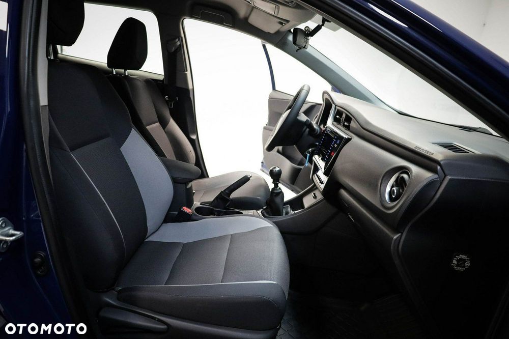 Toyota Auris - 19