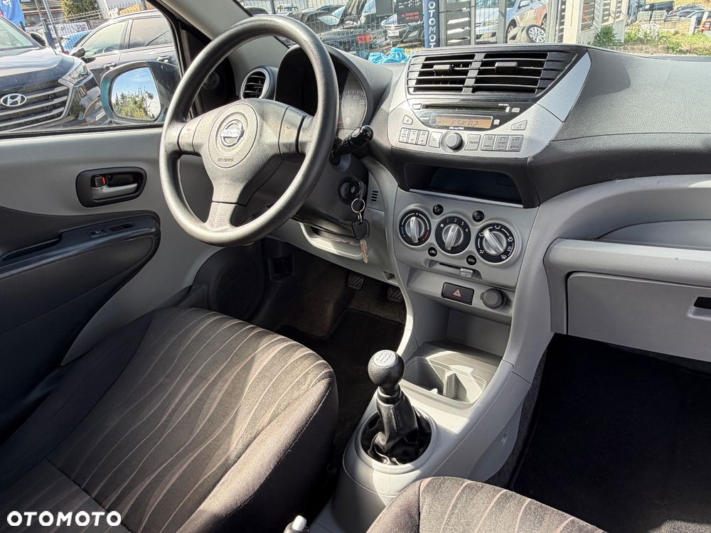 Nissan Pixo 1.0 more - 22