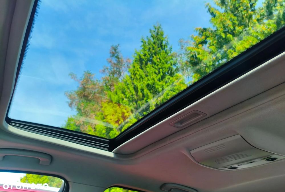 BMW Seria 3 325i - 11