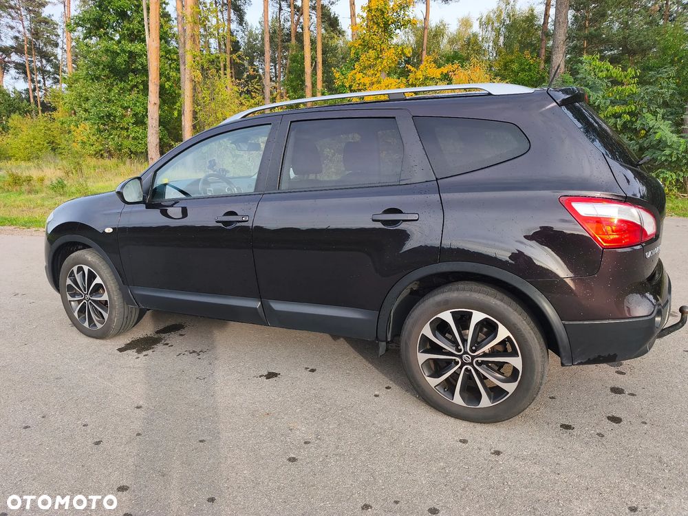Nissan Qashqai+2 - 4