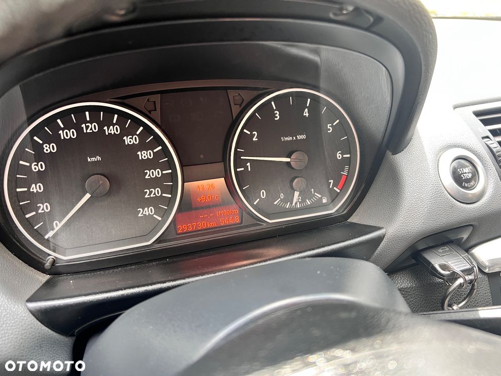 BMW Seria 1 - 25