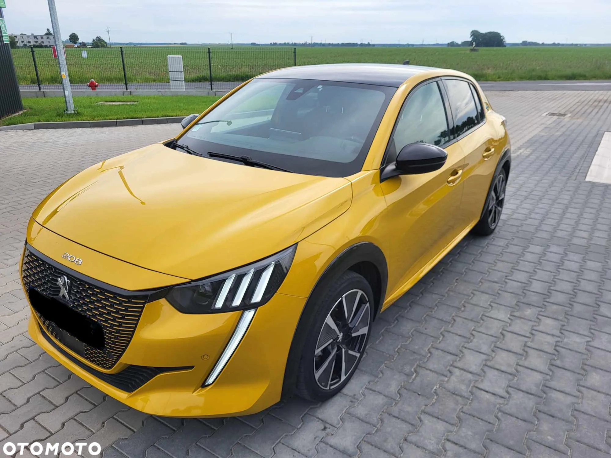 Peugeot 208 e-208 GT Line - 2