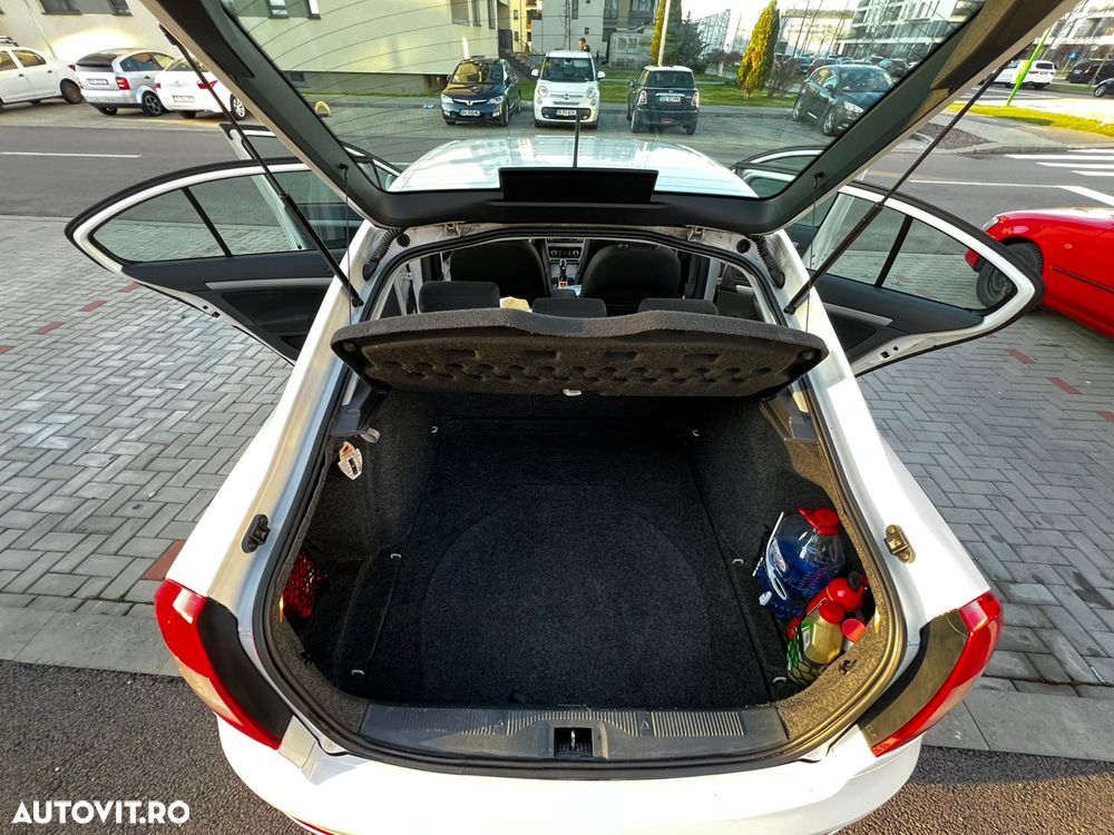 Skoda Octavia 1.6 TDI ELEGANCE - 3