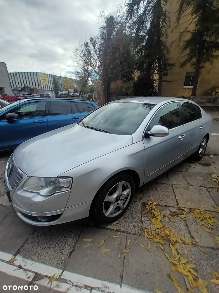 Volkswagen Passat 2.0 TDI DPF Sportline DSG - 1
