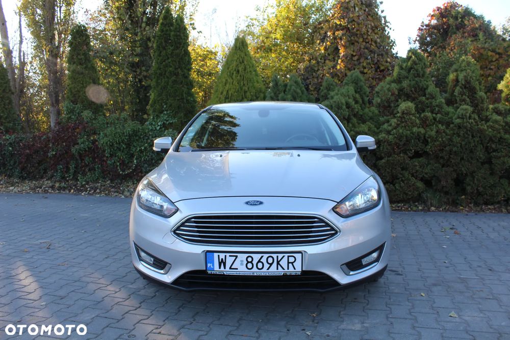 Ford Focus 1.0 EcoBoost Titanium - 12