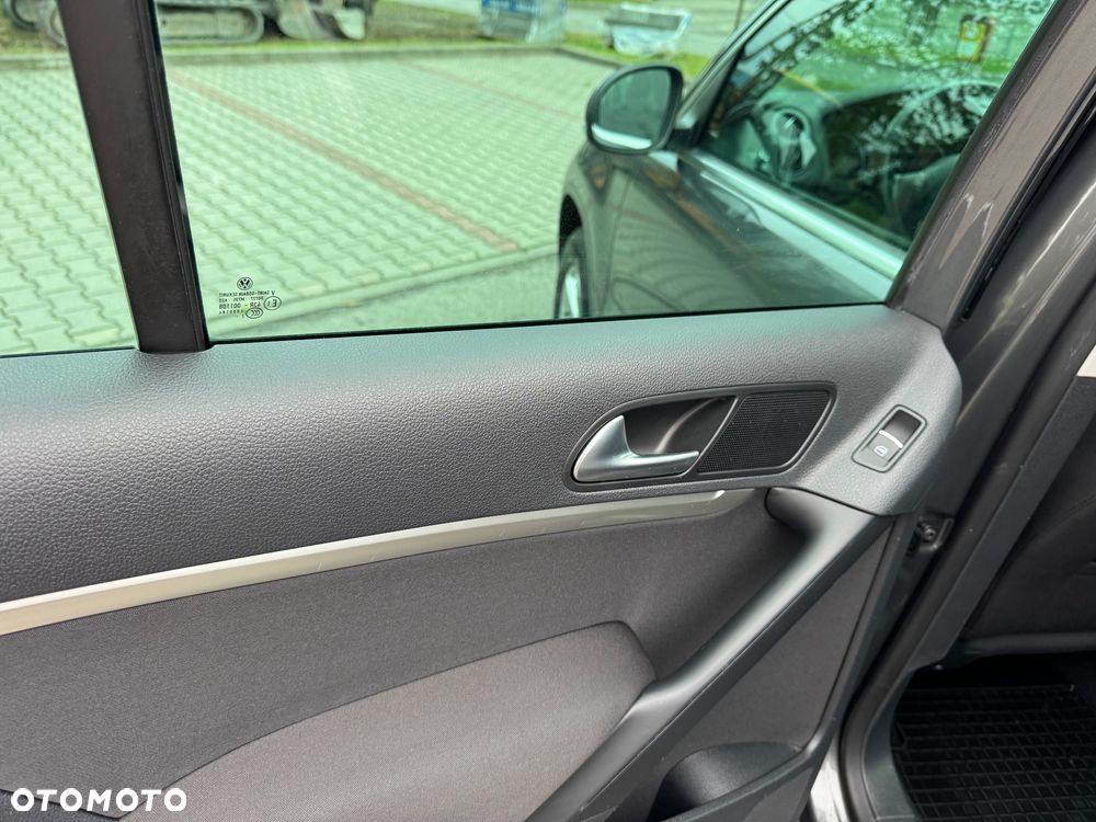 Volkswagen Tiguan 2.0 TDI R-Style - 30