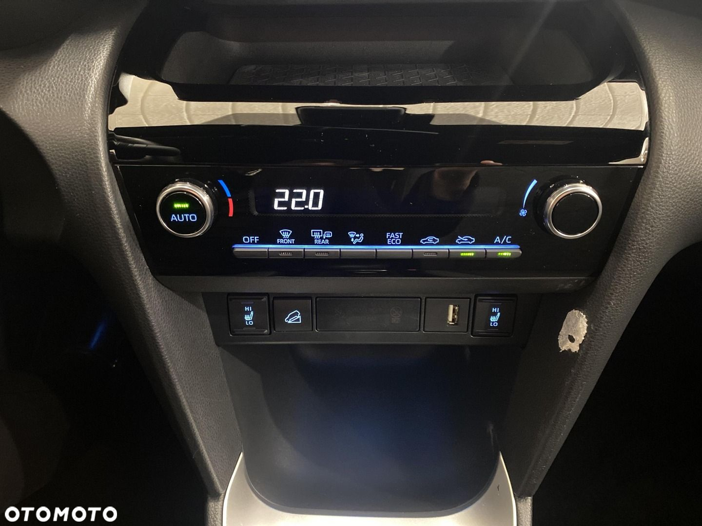 Toyota Yaris Cross - 18