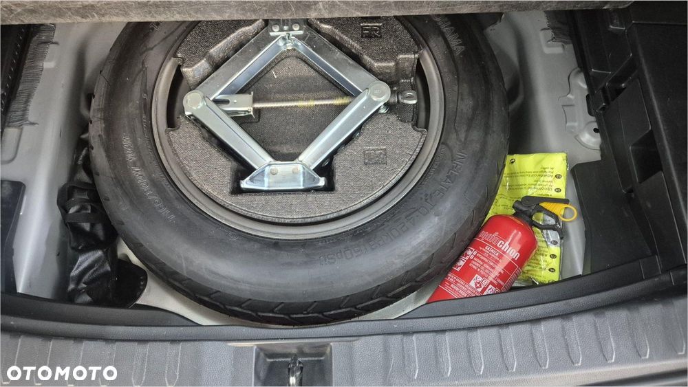 Toyota RAV4 2.5 Hybrid Comfort 4x2 - 16