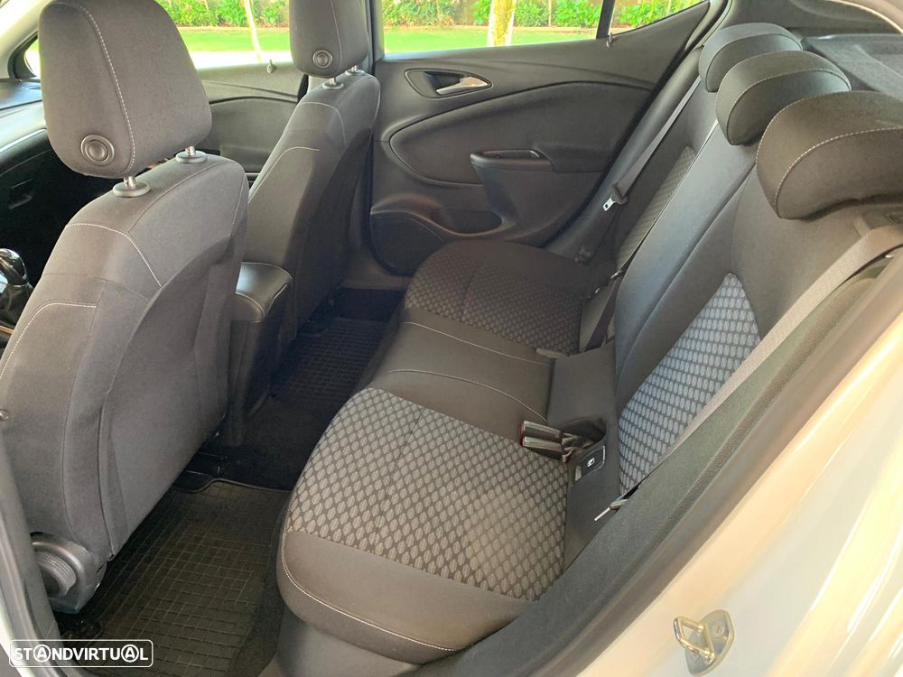 Opel Astra 1.5 D S&S - 25