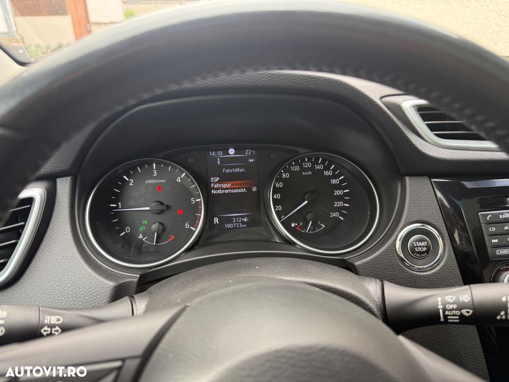 Nissan Qashqai 1.6 DCI Start/Stop X-TRONIC Tekna - 28