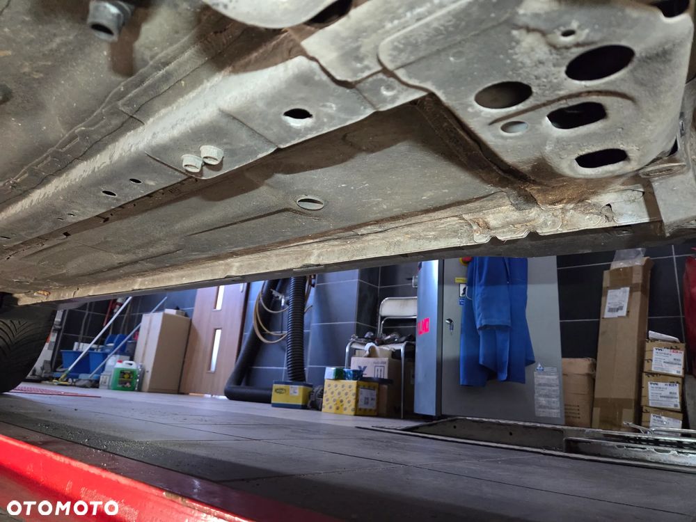 Nissan X-Trail 1.6 DCi Tekna 4WD EU6 - 23