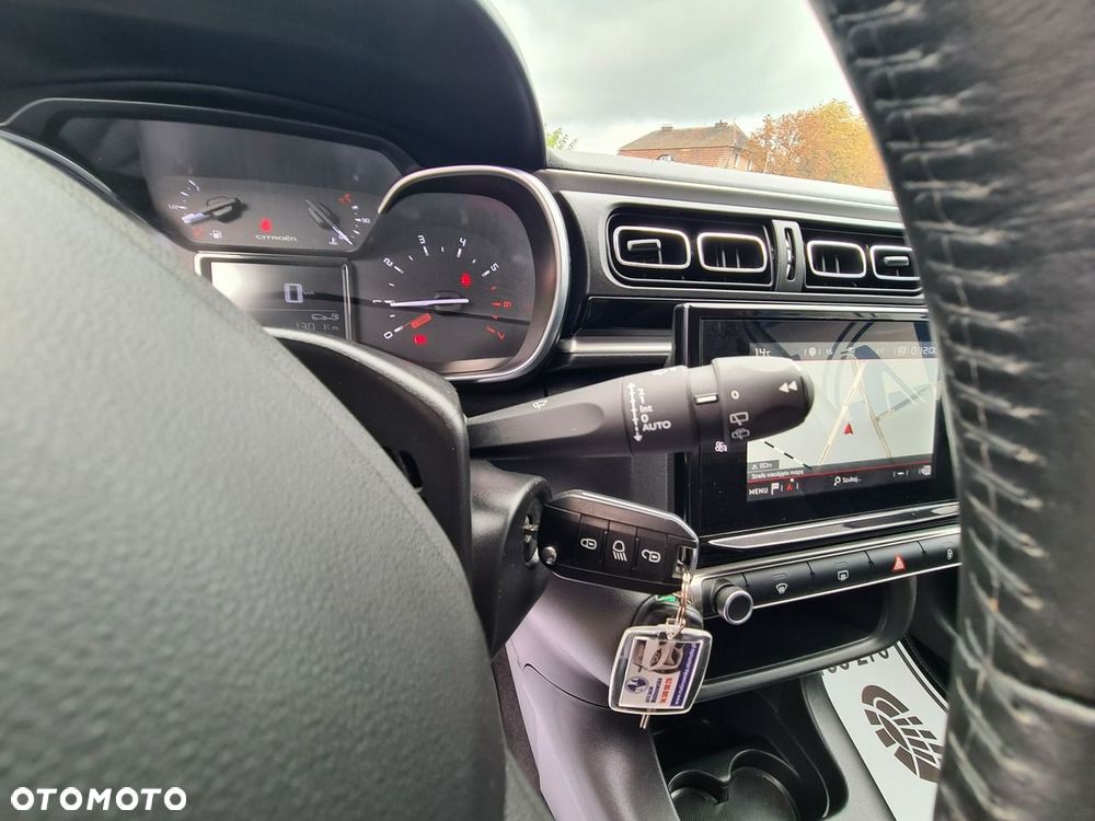 Citroën C3 1.2 PureTech Shine - 24