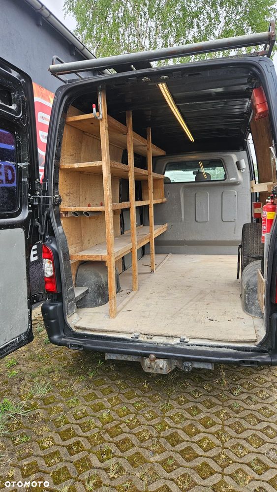 Nissan INTERSTAR - 8