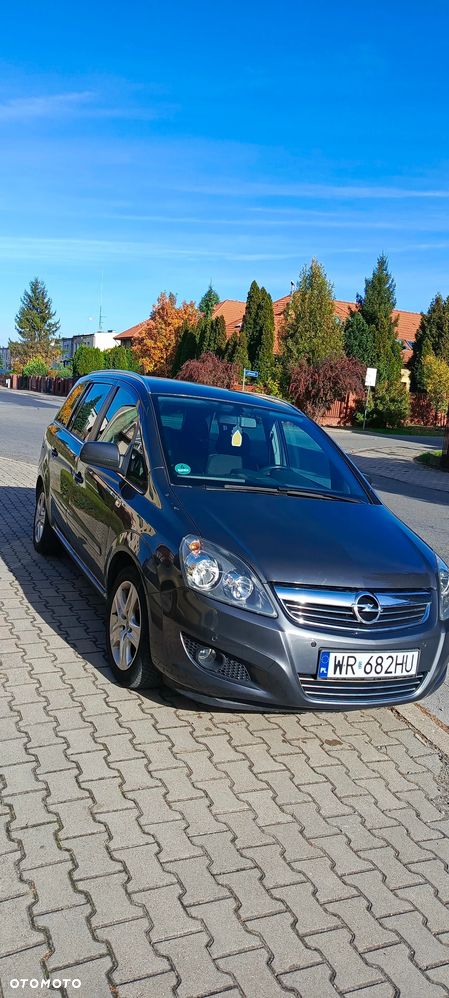 Opel Zafira - 38