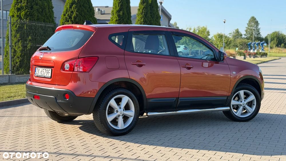 Nissan Qashqai 1.6 Tekna - 2