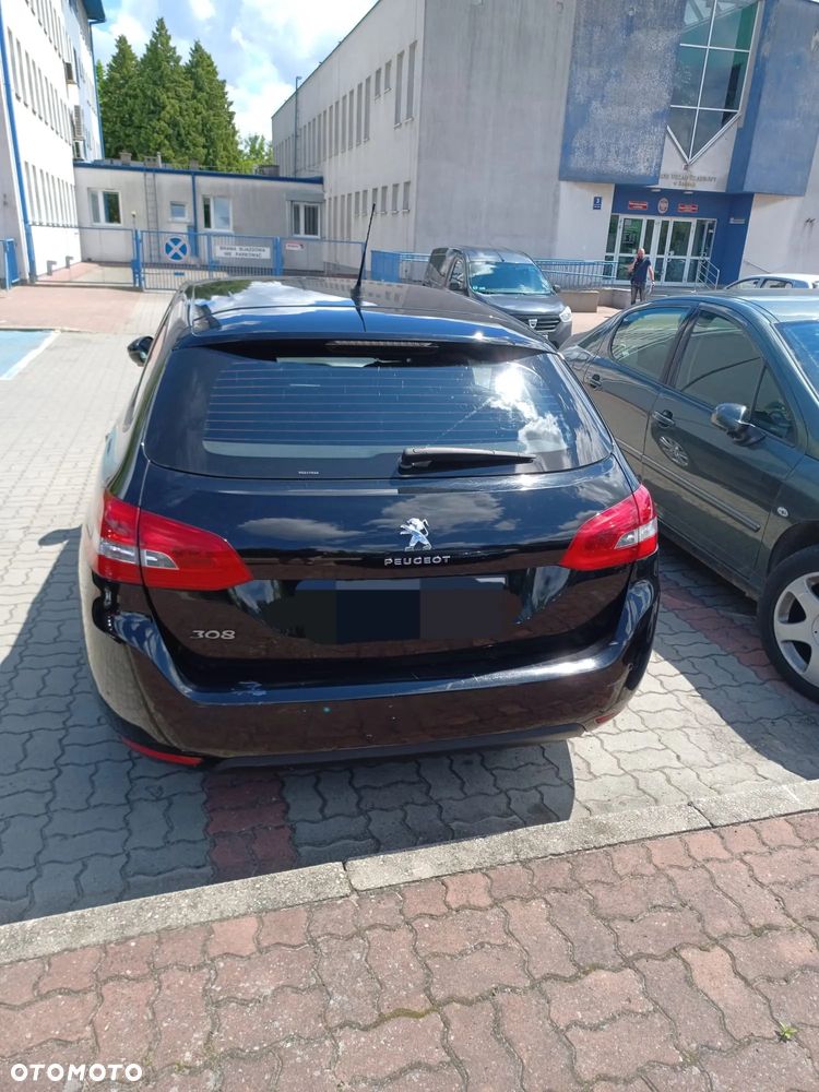Peugeot 308 BlueHDi 100 Stop & Start Access - 4