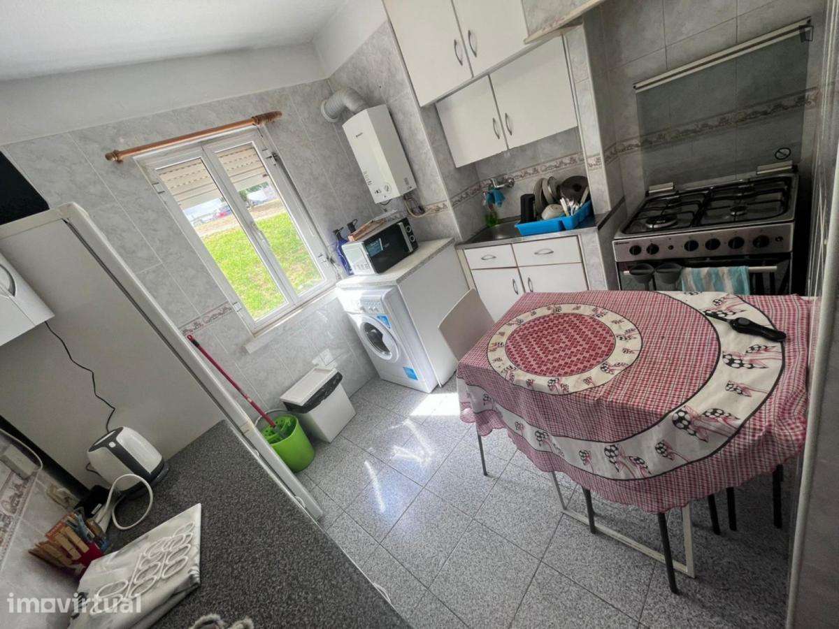 Quarto - localizado em Olivais Lisbon - Grande imagem: 3/5