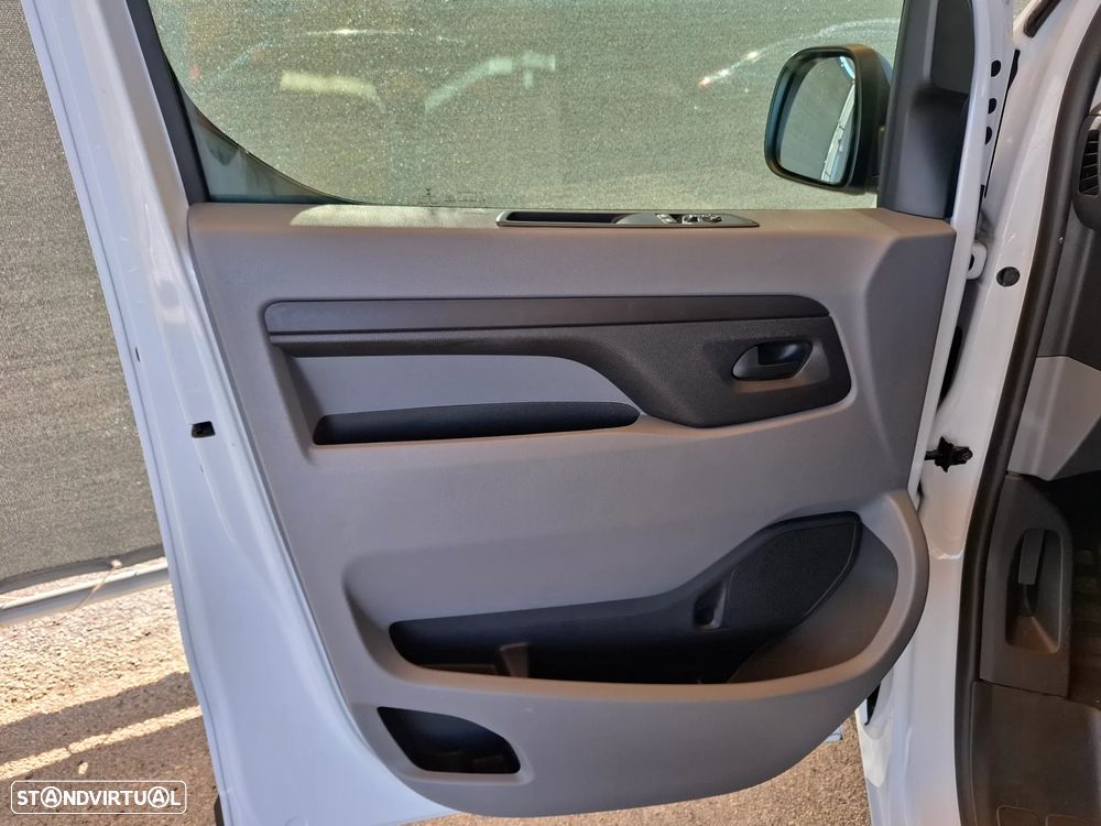 Opel Vivaro 2.0 CDTi L3H1 Essentia - 18