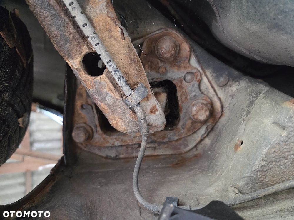 BMW Seria 3 - 16