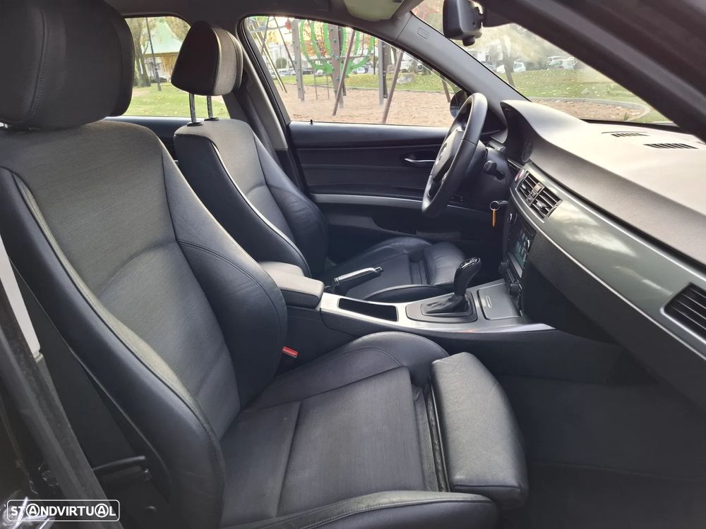 BMW 320 dA Exclusive - 6