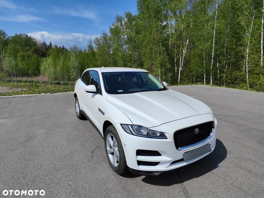 Jaguar F-Pace - 11