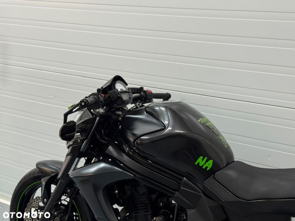 Kawasaki ER - 15