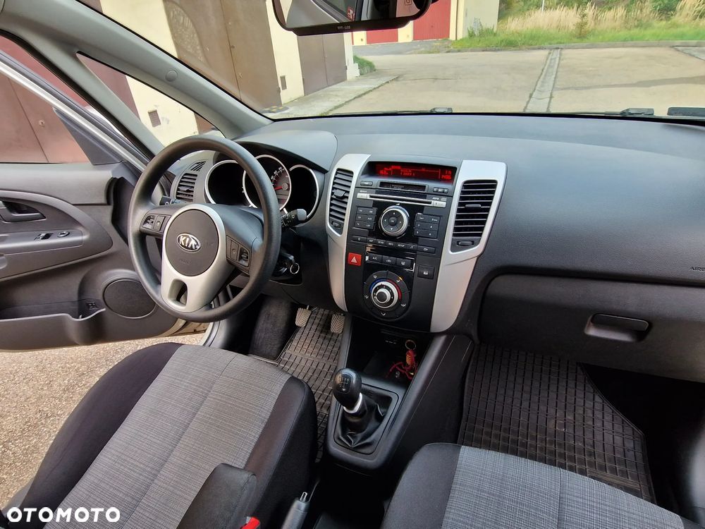 Kia Venga 1.4 M - 11
