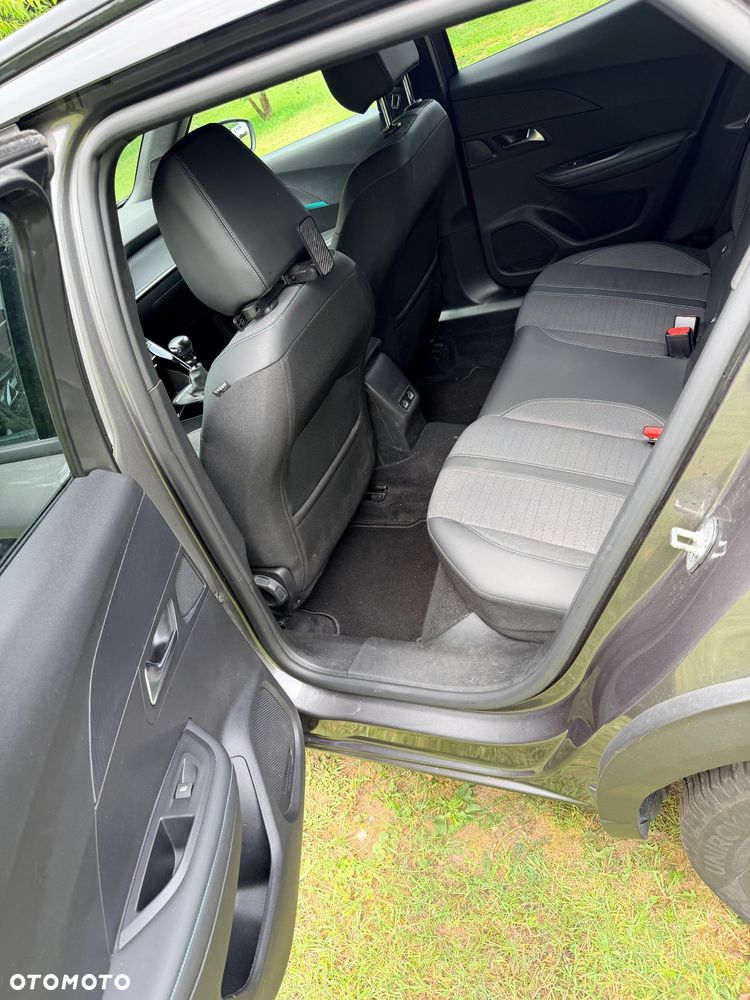 Peugeot 2008 PureTech 130 Allure - 11